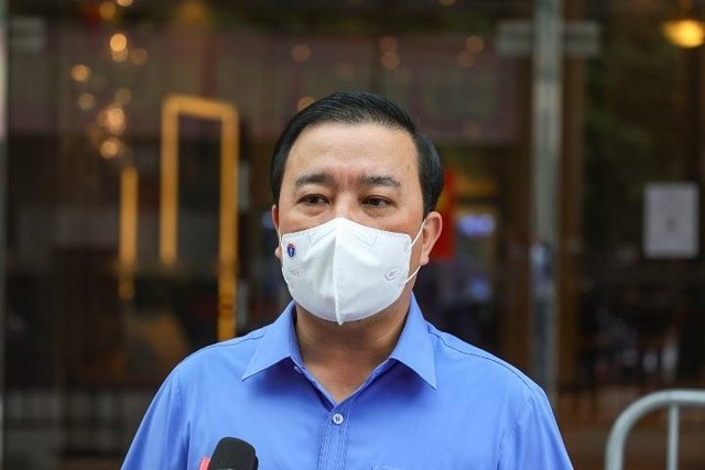 Từ bài học bệnh nhân ở Hà Nam, Phó Chủ tịch Chủ Xuân Dũng nêu rõ, lây chéo trong khu cách ly là một trong 3 nguồn lây bệnh nguy hiểm.