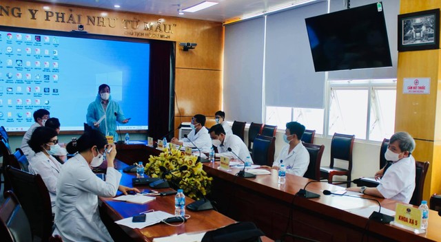 Cục trưởng Cục Quản lý khám chữa bệnh Lương Ngọc Khuê đã đưa ra 8 biện pháp cấp bách đòi hỏi các cơ sở y tế nghiêm túc thực hiện. Cục trưởng Cục Quản lý khám chữa bệnh Lương Ngọc Khuê đã đưa ra 8 biện pháp cấp bách đòi hỏi các cơ sở y tế nghiêm túc thực hiện.