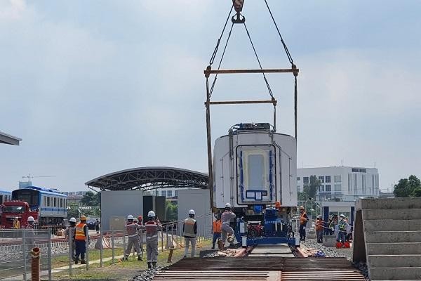 Công tác kỹ thuật được kiểm tra kỹ lưỡng Công tác kỹ thuật được kiểm tra kỹ lưỡng