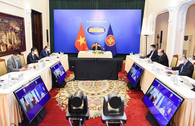 Đoàn Việt Nam do Bộ trưởng Ngoại giao Bùi Thanh Sơn dẫn đầu tham dự Hội nghị trực tuyến Bộ trưởng Ngoại giao (PMC) ASEAN - Canada