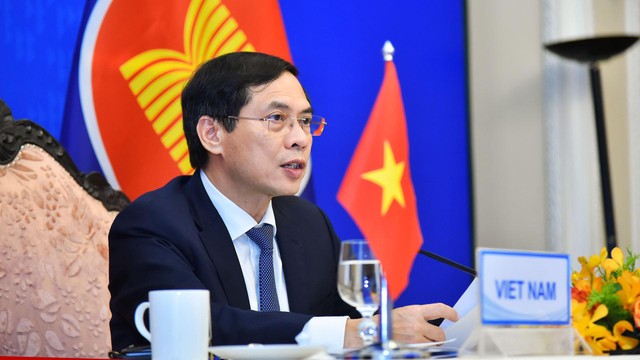 Trải qua 54 năm hình thành và phát triển, ASEAN có thể tự hào là một hình mẫu liên kết khu vực thành công. Trải qua 54 năm hình thành và phát triển, ASEAN có thể tự hào là một hình mẫu liên kết khu vực thành công.