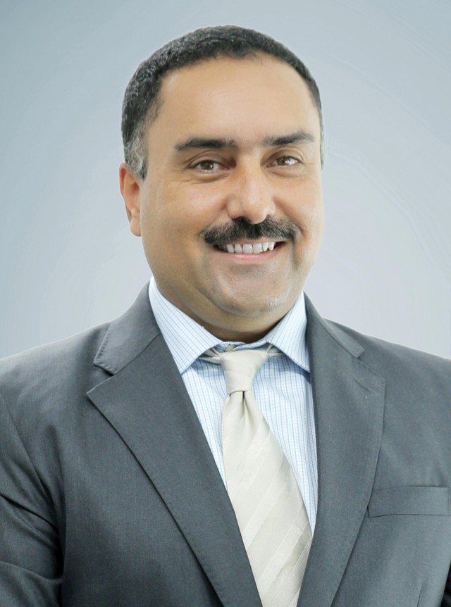 Ông Harmander Mahal, Giám đốc Khối Ngân hàng bán lẻ, Khối Dịch vụ Khách hàng ưu tiên, Khối Doanh nghiệp vừa và nhỏ tại Việt Nam và nhóm 4 nước châu Á, Ngân hàng Standard Chartered Ông Harmander Mahal, Giám đốc Khối Ngân hàng bán lẻ, Khối Dịch vụ Khách hàng ưu tiên, Khối Doanh nghiệp vừa và nhỏ tại Việt Nam và nhóm 4 nước châu Á, Ngân hàng Standard Chartered