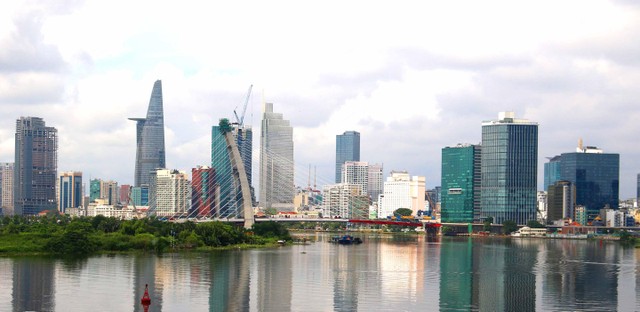 Toàn cảnh cầu Thủ Thiêm 2 nối giữa quận 1 và thành phố Thủ Đức sáng 2/9. Toàn cảnh cầu Thủ Thiêm 2 nối giữa quận 1 và thành phố Thủ Đức sáng 2/9.