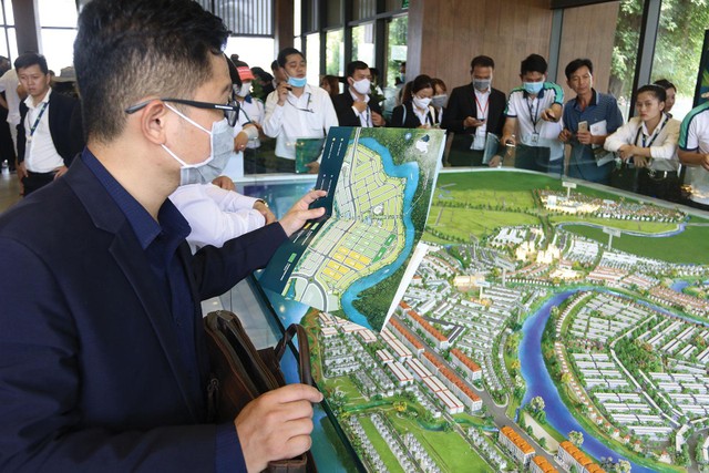 Các đợt mở bán trực tiếp đã bắt đầu được triển khai trở lại. Ảnh: Lê Toàn Các đợt mở bán trực tiếp đã bắt đầu được triển khai trở lại. Ảnh: Lê Toàn