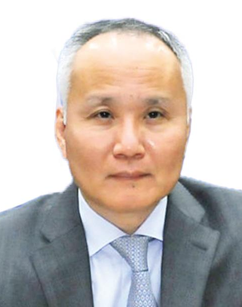 Thứ trưởng Bộ Công thương Trần Quốc Khánh.