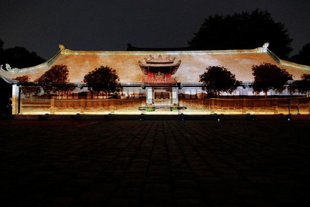 Trung tâm Hoạt động văn hóa, khoa học Văn Miếu - Quốc Tử Giám giới thiệu ứng dụng tham quan ảo 3D bằng ánh sáng.