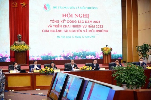 Phó Thủ tướng Lê Văn Thành đánh giá cao kết quả mà ngành Tài nguyên và Môi trường đạt được trong năm 2021. Ảnh: V.Chung Phó Thủ tướng Lê Văn Thành đánh giá cao kết quả mà ngành Tài nguyên và Môi trường đạt được trong năm 2021. Ảnh: V.Chung