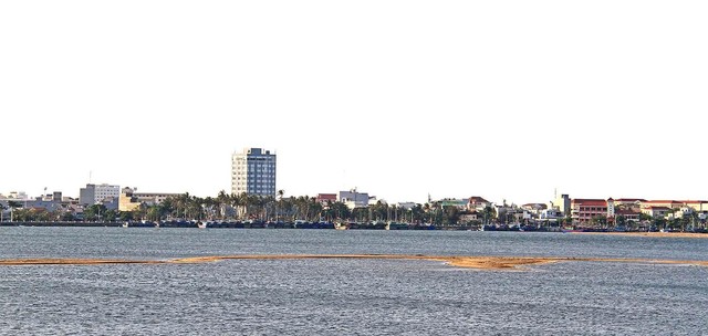 TP. Tuy Hòa có điều kiện để xây dựng một đô thị biển hiện đại, văn minh và đầy quyến rũ TP. Tuy Hòa có điều kiện để xây dựng một đô thị biển hiện đại, văn minh và đầy quyến rũ