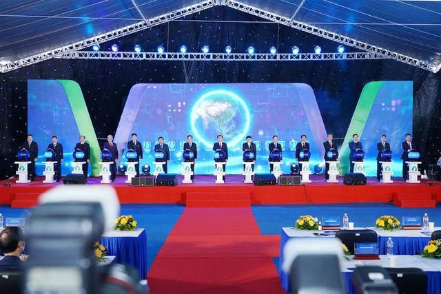 Động thổ nhà máy sản xuất nguyên liệu xanh đầu tiên tại Đông Nam Á của Tập đoàn An Phát Động thổ nhà máy sản xuất nguyên liệu xanh đầu tiên tại Đông Nam Á của Tập đoàn An Phát