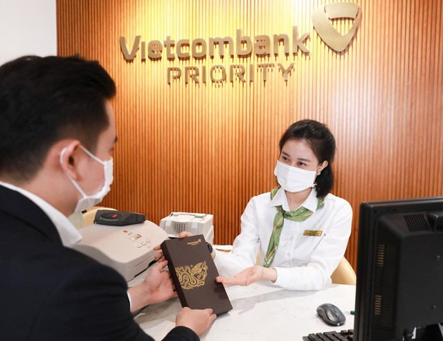 Giao dịch tại phòng Priotity của Vietcombank