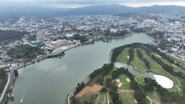 Đồ án điều chỉnh quy hoạch Công viên Xuân Hương (Đà Lạt, tỉnh Lâm Đồng) sẽ hạn chế tối đa việc tác động đến cây xanh hiện hữu. Ảnh: T.M.N Đồ án điều chỉnh quy hoạch Công viên Xuân Hương (Đà Lạt, tỉnh Lâm Đồng) sẽ hạn chế tối đa việc tác động đến cây xanh hiện hữu. Ảnh: T.M.N