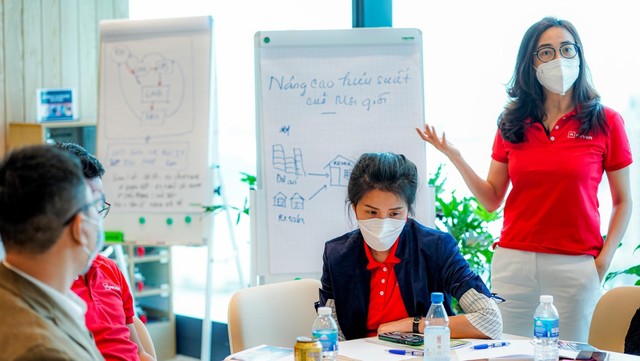 Các thành viên startup Rever tham gia một buổi đào tạo do Mekong Capital tổ chức (Nguồn: Mekong Capital). Các thành viên startup Rever tham gia một buổi đào tạo do Mekong Capital tổ chức (Nguồn: Mekong Capital).