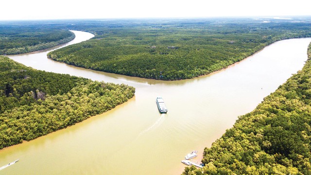 Huyện Cần Giờ được định hướng trở thành thành phố nghỉ dưỡng sinh thái, du lịch. Ảnh: Lê Toàn Huyện Cần Giờ được định hướng trở thành thành phố nghỉ dưỡng sinh thái, du lịch. Ảnh: Lê Toàn