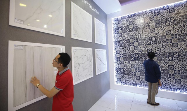 Chi phí vật liệu xây dựng liên tục tăng đẩy giá nhà leo thang. Ảnh: Dũng Minh Chi phí vật liệu xây dựng liên tục tăng đẩy giá nhà leo thang. Ảnh: Dũng Minh