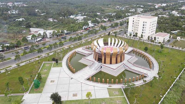 Đền thờ Vua Hùng TP. Cần Thơ