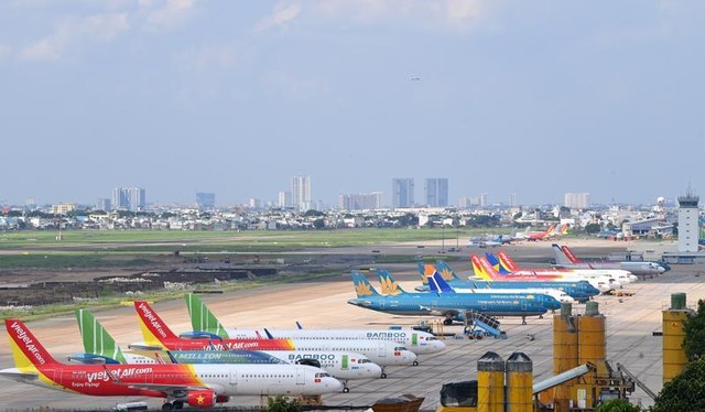 Theo dự báo của Cục Hàng không Việt Nam, sản lượng hành khách hàng không nội địa trong năm 2022 có thể đạt từ 42 – 47 triệu lượt, nhưng vẫn giảm trên 40% so với năm 2019.