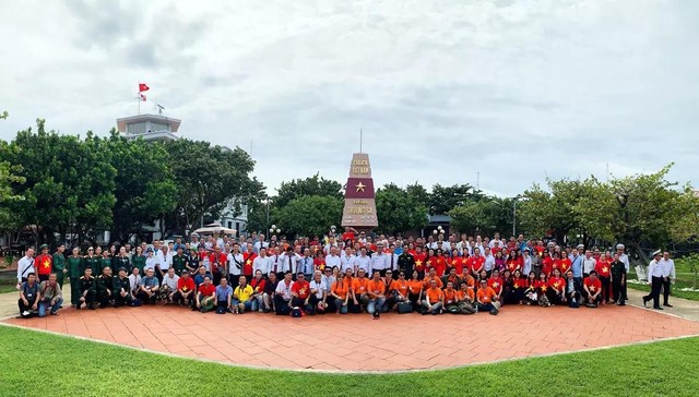 Đoàn công tác số 8 đã có hành trình ý nghĩa trên đảo Trường Sa Đoàn công tác số 8 đã có hành trình ý nghĩa trên đảo Trường Sa