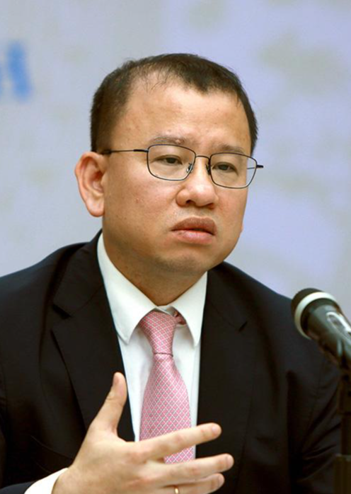 Ông Nguyễn Hoàng Dương, Phó vụ trưởng Vụ Tài chính - Ngân hàng (Bộ Tài chính). Ông Nguyễn Hoàng Dương, Phó vụ trưởng Vụ Tài chính - Ngân hàng (Bộ Tài chính).