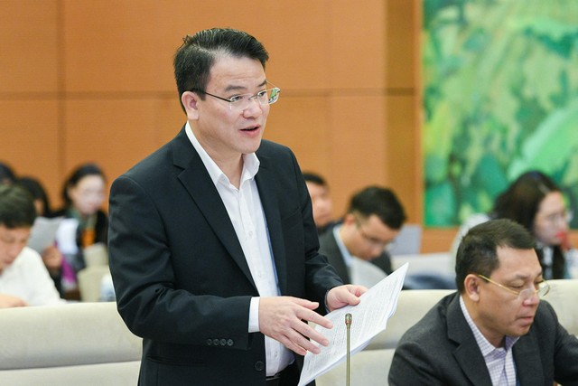 Thứ trưởng Trần Quốc Phương Thứ trưởng Trần Quốc Phương