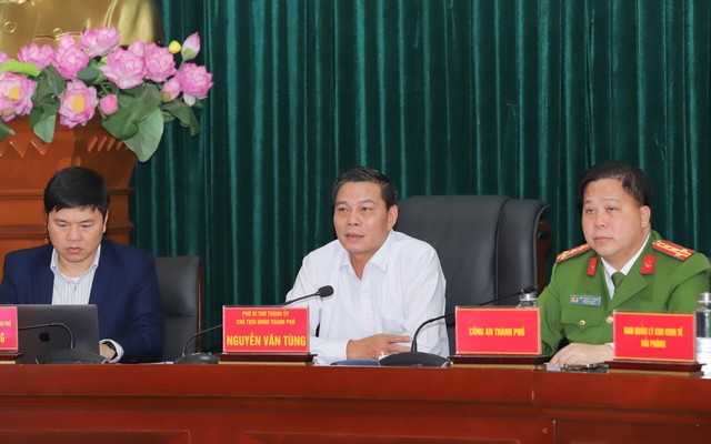 Ông Nguyễn Văn Tùng, Chủ tịch UBND TP. Hải Phòng yêu cầu các ngành tập trung nhiệm vụ chuyển đổi số trong năm 2023 Ông Nguyễn Văn Tùng, Chủ tịch UBND TP. Hải Phòng yêu cầu các ngành tập trung nhiệm vụ chuyển đổi số trong năm 2023