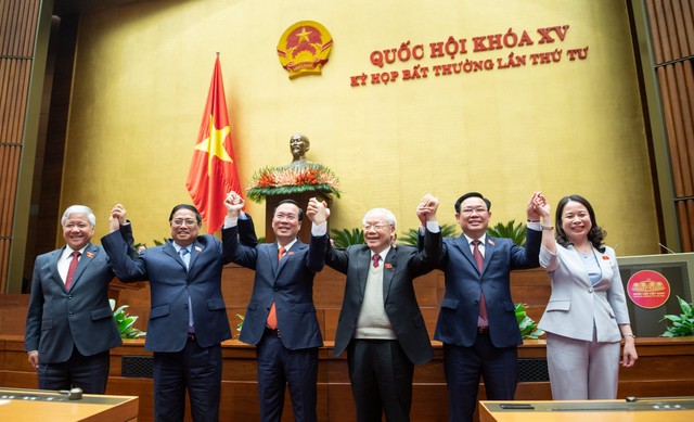 Lãnh đạo Đảng và Nhà nước chúc mừng tân Chủ tịch nước Võ Văn Thưởng. Lãnh đạo Đảng và Nhà nước chúc mừng tân Chủ tịch nước Võ Văn Thưởng.