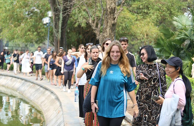 Theo ông Phạm Hải Quỳnh, ngay sau chữ &quot;mở visa&quot; là “lợi ích kép” cho phát triển kinh tế đất nước. (Ảnh: Hồ Hạ)