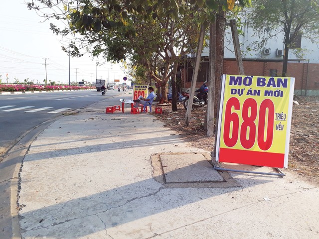 Việc bán cắt lỗ sâu bất động sản không phổ biến. Ảnh: Việt Dũng Việc bán cắt lỗ sâu bất động sản không phổ biến. Ảnh: Việt Dũng