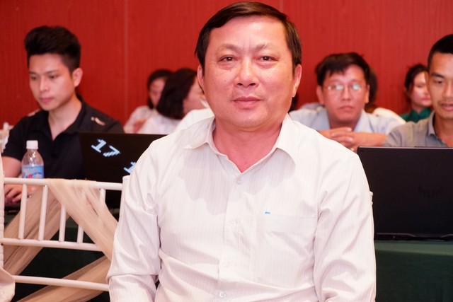 Ông Nguyễn Xuân Hùng, Trưởng ban Ban quản lý Khu kinh tế Phú Yên Ông Nguyễn Xuân Hùng, Trưởng ban Ban quản lý Khu kinh tế Phú Yên