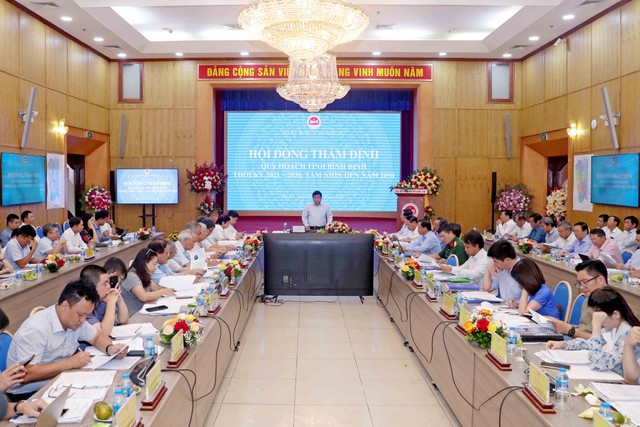 Hội nghị thẩm định Quy hoạch tỉnh Bình Định thời kỳ 2021 - 2030, tầm nhìn đến năm 2050 (Ảnh: Đức Trung)