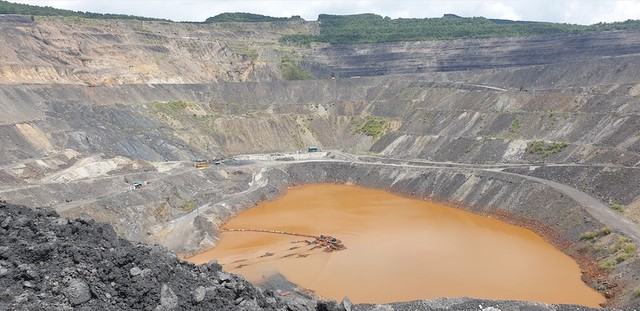 Moong than khai thác lộ thiên của Công ty CP than Núi Béo tại TP.Hạ Long đã kết thúc quá trình khai thác. Ảnh. Nguyễn Hùng Moong than khai thác lộ thiên của Công ty CP than Núi Béo tại TP.Hạ Long đã kết thúc quá trình khai thác. Ảnh. Nguyễn Hùng