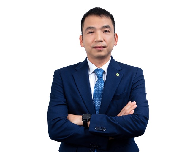 Ông Bùi Thành Trung, Phó tổng giám đốc phụ trách Khối Kinh doanh tiền tệ và đầu tư, Ngân hàng Phương Đông (OCB) Ông Bùi Thành Trung, Phó tổng giám đốc phụ trách Khối Kinh doanh tiền tệ và đầu tư, Ngân hàng Phương Đông (OCB)