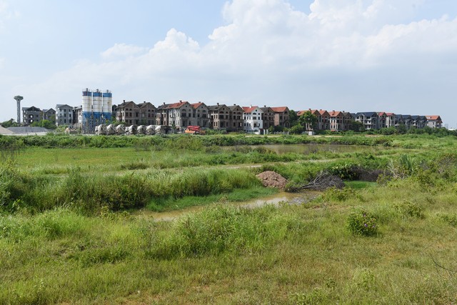 Pháp lý đất đai luôn là vấn đề nhạy cảm. Ảnh: Dũng Minh