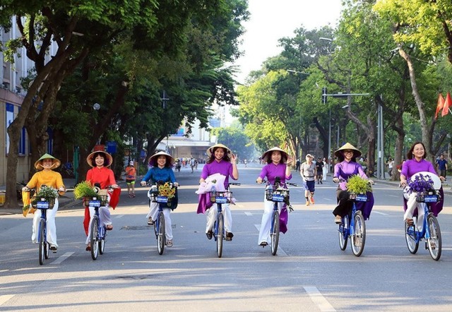 Sở Du lịch Hà Nội đã phối hợp với Trung tâm Bảo tồn Di sản Thăng Long Hà Nội và Câu lạc bộ Đình Làng Việt tổ chức chương trình “lần thứ nhất năm 2023”. Sở Du lịch Hà Nội đã phối hợp với Trung tâm Bảo tồn Di sản Thăng Long Hà Nội và Câu lạc bộ Đình Làng Việt tổ chức chương trình “lần thứ nhất năm 2023”.