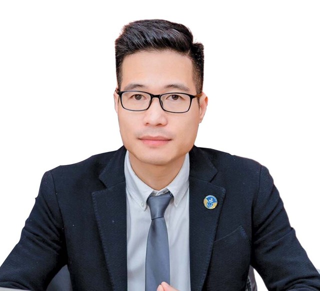 Luật sư Lê Hồng Hiển, Giám đốc Hãng luật Lê Hồng Hiển và Cộng sự