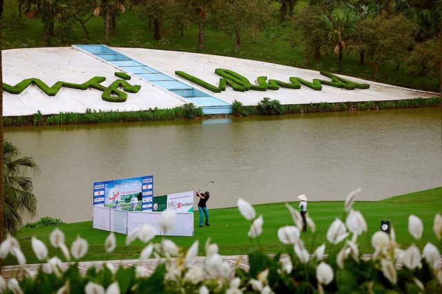 Giải Golf từ thiện Thường niên Vì trẻ em Việt Nam - Swing for the Kids lần thứ 16 chính thức diễn ra lúc 12h, ngày 21/10/2023 tại sân gôn BRG Kings Island Golf Resort (Đồng Mô, Sơn Tây, Hà Nội).