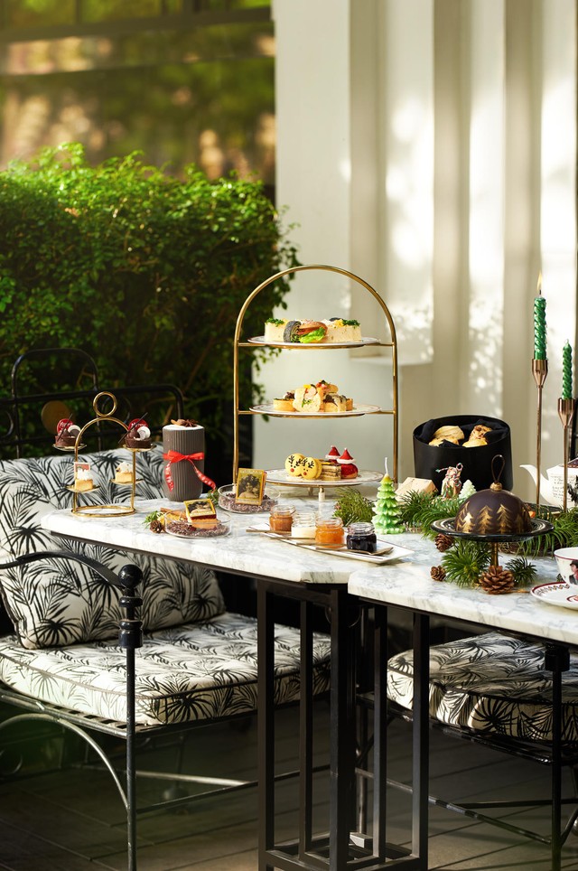 Tiệc trà chiều tại Diva’s Lounge kéo dài từ 14:30 - 17:00 hàng ngày