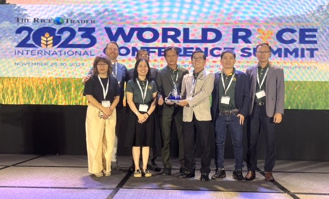 3 doanh nghiệp gửi gạo tới tham dự cuộc thi năm 2023 là Doanh nghiệp tư nhân Hồ Quang Trí, Lộc Trời và Thaibinh Seed 3 doanh nghiệp gửi gạo tới tham dự cuộc thi năm 2023 là Doanh nghiệp tư nhân Hồ Quang Trí, Lộc Trời và Thaibinh Seed