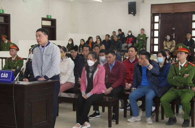 Bị cáo Phạm Trung Kiên bị đề nghị y án chung thân. Bị cáo Phạm Trung Kiên bị đề nghị y án chung thân.