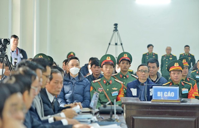 Tòa án quân sự tiến hành xét xử đối với 7 bị cáo trong vụ án liên quan tới Công ty Việt Á, Học viện Quân y.