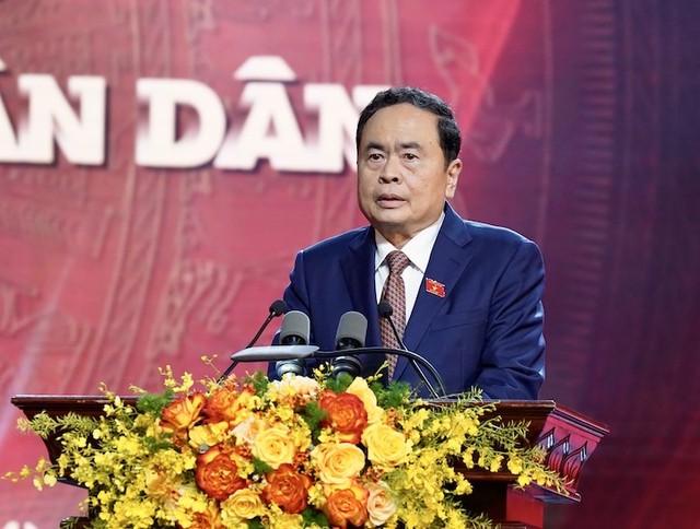 Phó chủ tịch thường trực Quốc hội Trần Thanh Mẫn đặc biệt biểu dương tác giả của 79 tác phẩm xuất sắc - Ảnh: Duy Linh Phó chủ tịch thường trực Quốc hội Trần Thanh Mẫn đặc biệt biểu dương tác giả của 79 tác phẩm xuất sắc - Ảnh: Duy Linh