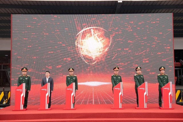 Ngày 17/1/2024, Viettel Post đã khai trương tổ hợp chia chọn thông minh đầu tiên của Việt Nam. Ngày 17/1/2024, Viettel Post đã khai trương tổ hợp chia chọn thông minh đầu tiên của Việt Nam.