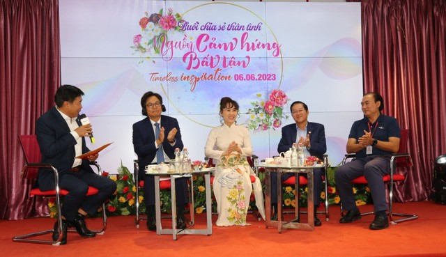 HDBank được Viện Thành viên Hội đồng Quản trị Việt Nam (VIOD) trao giải thưởng Board of the Year HDBank được Viện Thành viên Hội đồng Quản trị Việt Nam (VIOD) trao giải thưởng Board of the Year