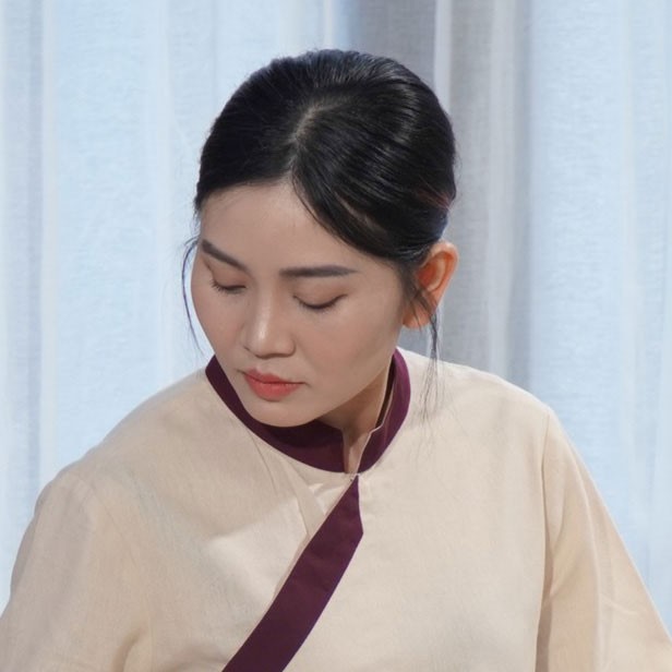 Với Lisa Huyền, hành trình cho đi là con đường đến với an nhanh nhất