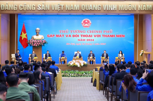 Hội nghị gặp mặt và đối thoại với thanh niên với chủ đề "Phát huy vai trò xung kích của thanh niên trong công cuộc chuyển đổi số Quốc gia”, Hội nghị gặp mặt và đối thoại với thanh niên với chủ đề "Phát huy vai trò xung kích của thanh niên trong công cuộc chuyển đổi số Quốc gia”,