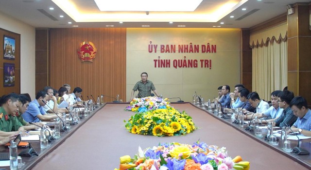 Phó chủ tịch Thường trực UBND tỉnh Quảng Trị Hà Sỹ Đồng chủ trì cuộc họp. Phó chủ tịch Thường trực UBND tỉnh Quảng Trị Hà Sỹ Đồng chủ trì cuộc họp.