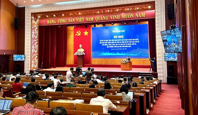 Quảng cảnh hội nghị. Quảng cảnh hội nghị.