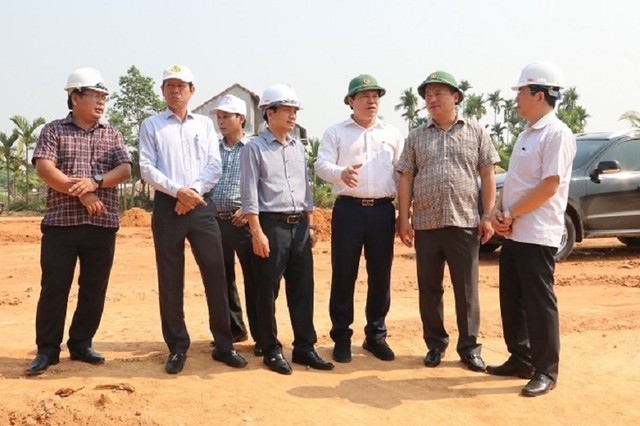 Lãnh đạo tỉnh Quảng Ngãi kiểm tra tiến độ giải phóng mặt bằng dự án cao tốc Bắc - Nam đoạn Quảng Ngãi - Hoài Nhơn.