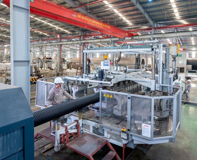 Nhựa Tiền Phong là đơn vị tiên phong và duy nhất tại Việt Nam sản xuất các sản phẩm được ưa chuộng tại thị trường quốc tế Nhựa Tiền Phong là đơn vị tiên phong và duy nhất tại Việt Nam sản xuất các sản phẩm được ưa chuộng tại thị trường quốc tế