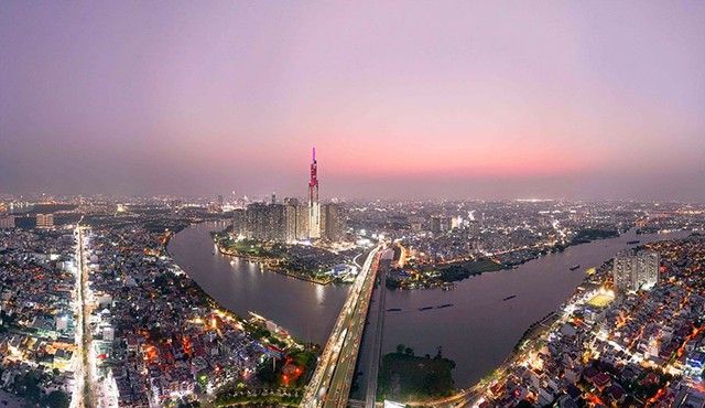 Điều quan trọng đối với Việt Nam trong giai đoạn hiện nay là hoàn thiện thể chế và thực thi thể chế, tạo động lực bứt phá về kinh tế và phát triển xã hội. Trong ảnh: TP.HCM - địa phương đi đầu trong đột phá về thể chế để phát triển nhanh, bền vững. Ảnh: Nguyễn Xuân Bách Điều quan trọng đối với Việt Nam trong giai đoạn hiện nay là hoàn thiện thể chế và thực thi thể chế, tạo động lực bứt phá về kinh tế và phát triển xã hội. Trong ảnh: TP.HCM - địa phương đi đầu trong đột phá về thể chế để phát triển nhanh, bền vững. Ảnh: Nguyễn Xuân Bách