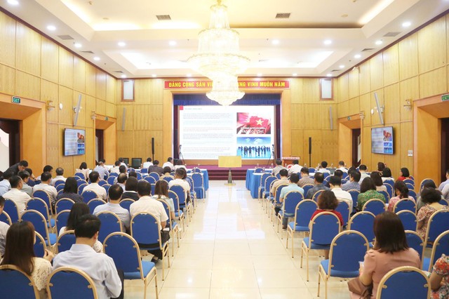 Toàn cảnh Hội nghị tại điểm cầu Bộ Kế hoạch và Đầu tư. (Ảnh: MPI)